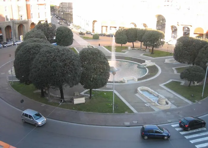 Gramsci, By Short Holidays بولونيا